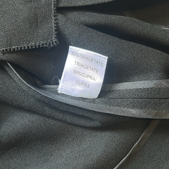 Vera Wang one shoulder gown - Picture 13 of 13